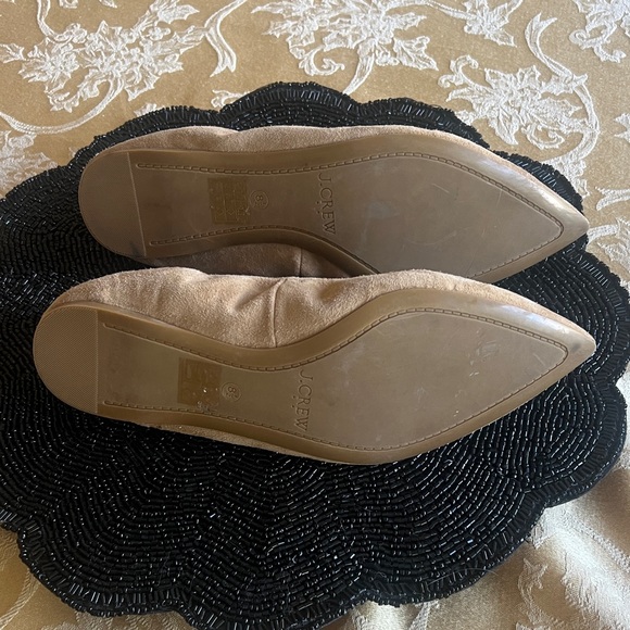 J Crew “Cora” Camel Suede Flats w Tassle - Sz 8.5 - Picture 5 of 5